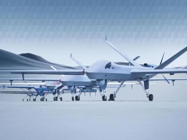翼龙-X等20余型国产军用无人机亮相航展，，，，，无人机协同系统日益完整